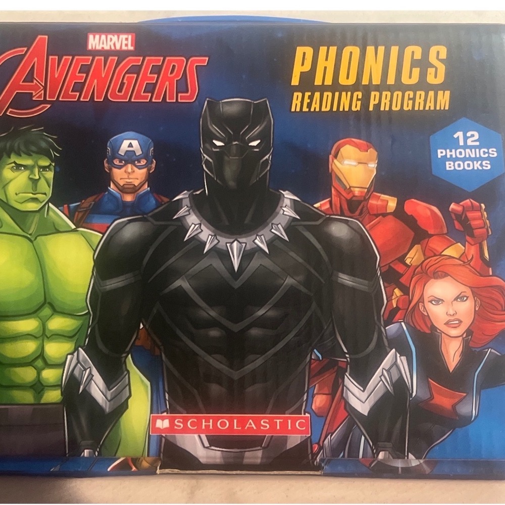 Marvel Avengers Phonics Reading Program Scholastic 12‎ Books - Kids Learning EUC
